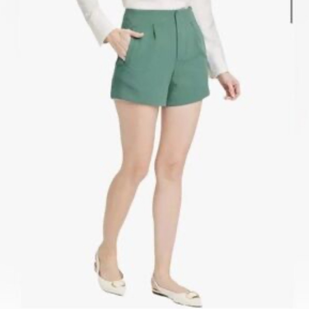 A New Day womens high waisted stretch sage green shorts pockets  sz 8 preloved